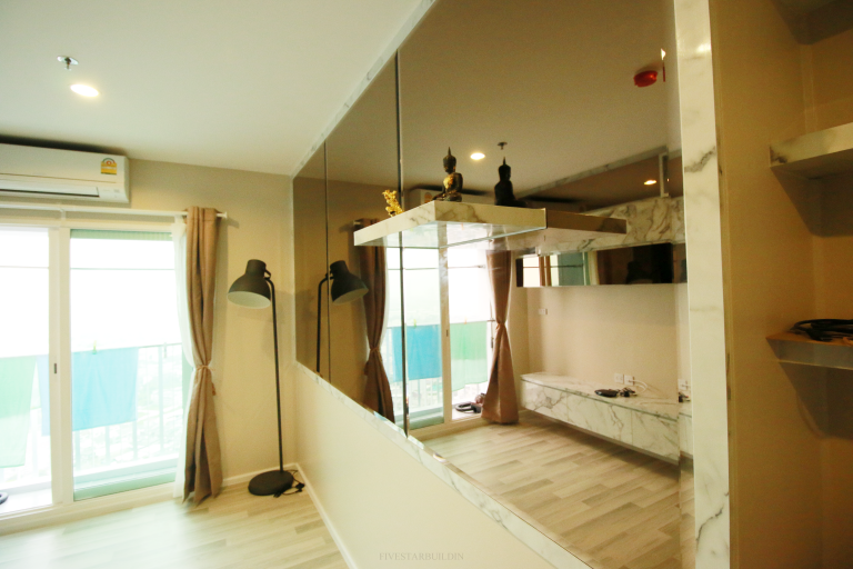 บิ้วอิน คอนโด Thekey Sathorn Charoenraj